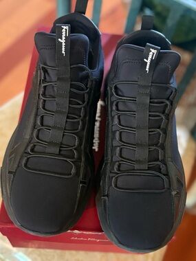 Ferragamo Black Low-Top Sneakers
